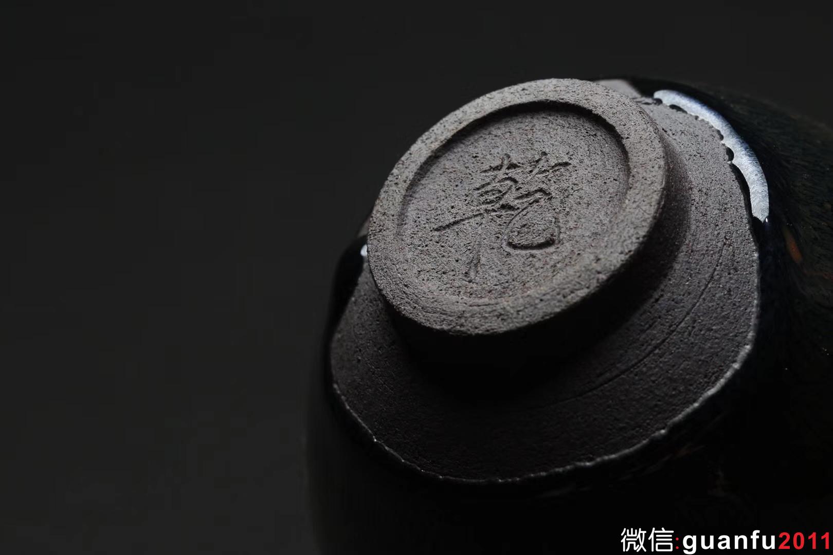 乾窯 吳興乾師傅 仿建青藍(lán)毫盅杯   直徑9.4  高5.6