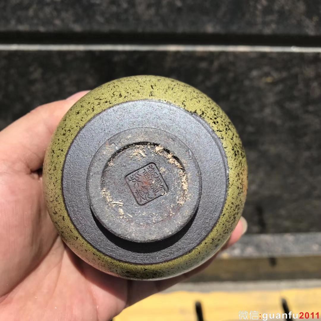 李遠興老師作品:柴燒茶抹綠、完美無瑕精品。