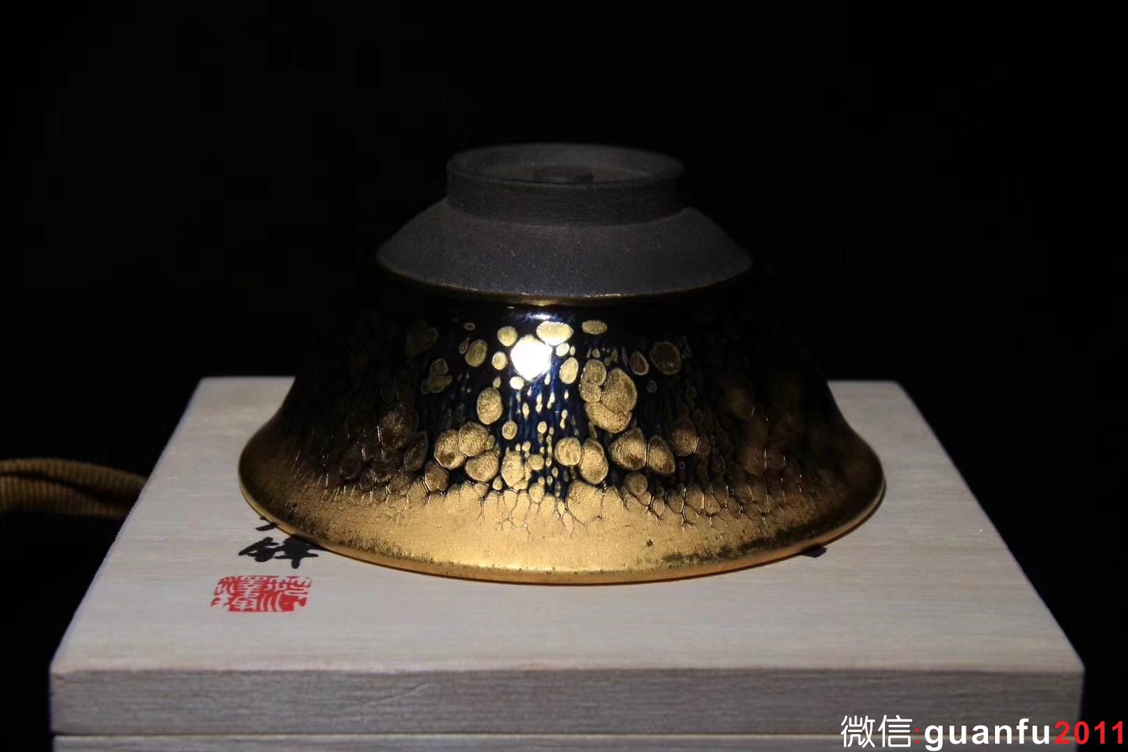 金油滴-范澤鋒老師制 規(guī)格：9.3*4.5公分