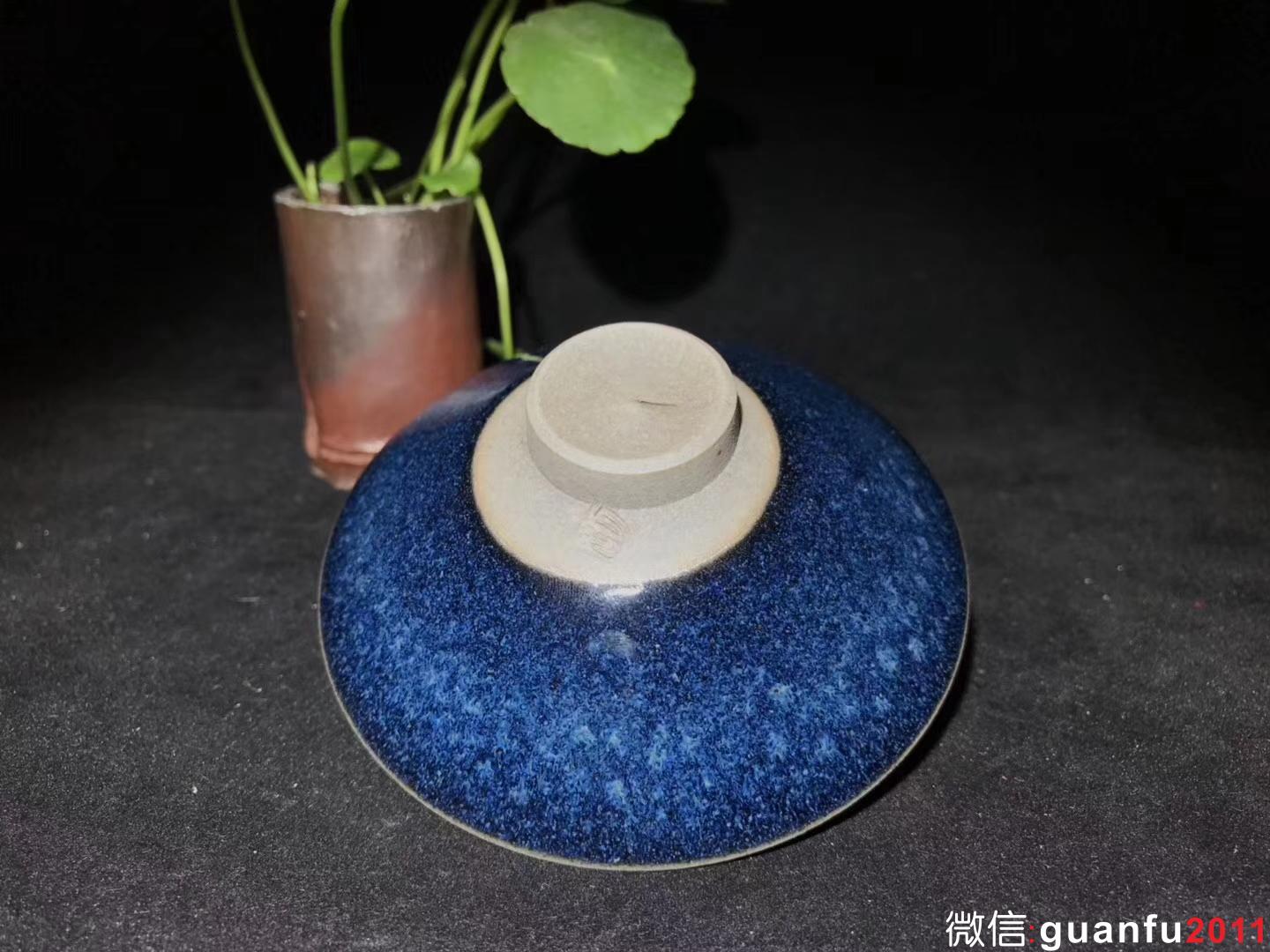 作者：古川剛 老師 作品：蒼滴天目 口徑：9.6cm*3.5cm 產(chǎn)地：日本