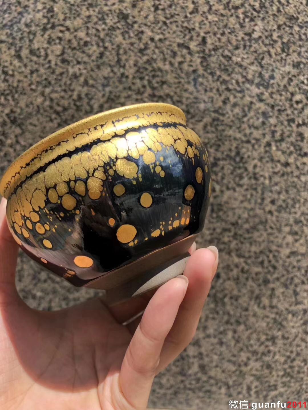 范澤鋒老師【鷓鴣斑 金油滴 】   極品口徑：9.2高：6.8公分束口