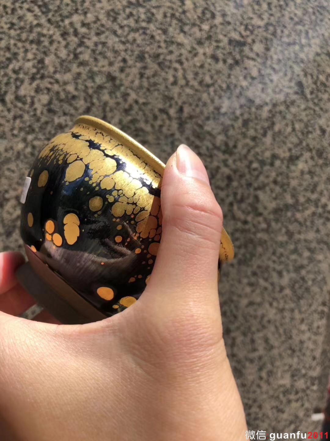 范澤鋒老師【鷓鴣斑 金油滴 】   極品口徑：9.2高：6.8公分束口