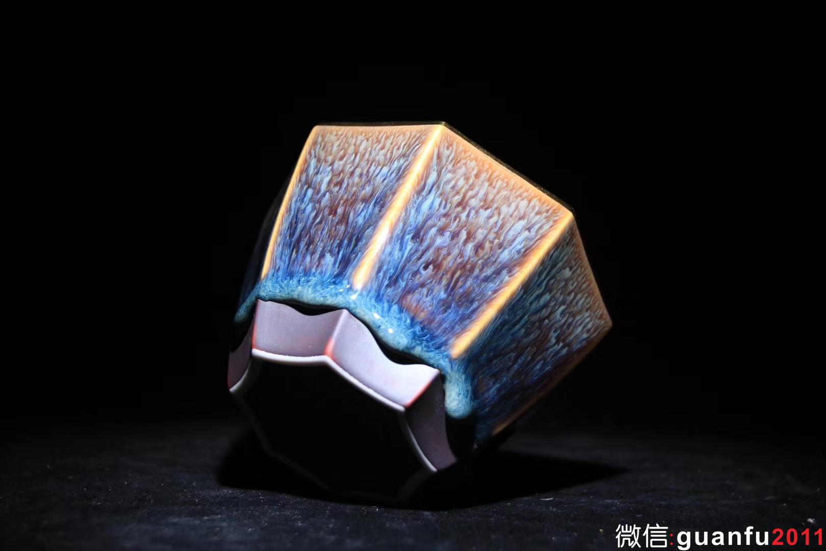 【八面玲瓏】星月盞 描金邊四戶八窗明,玲瓏逼上清. 范澤鋒制口徑:10.8公分高6公分