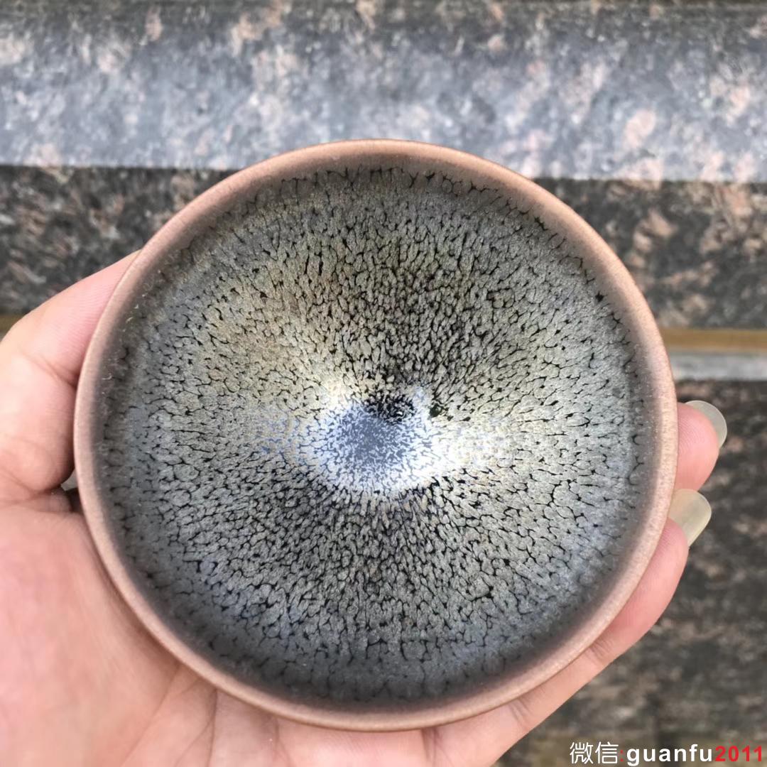 水出勝 紫光油滴 口徑9.3 天然的胎土和釉礦石的完美結(jié)合