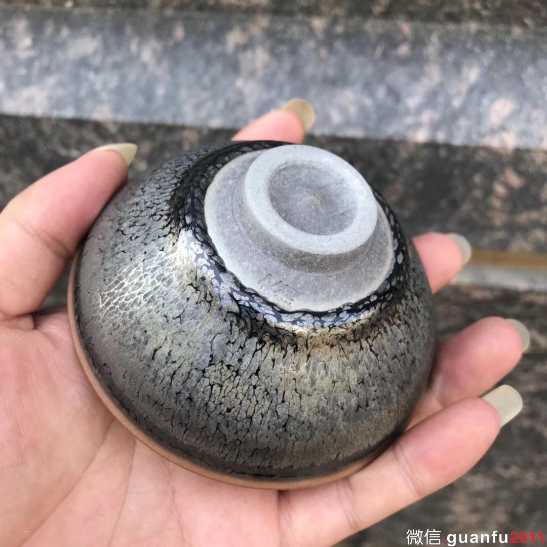 水出勝 紫光油滴 口徑9.3 天然的胎土和釉礦石的完美結(jié)合