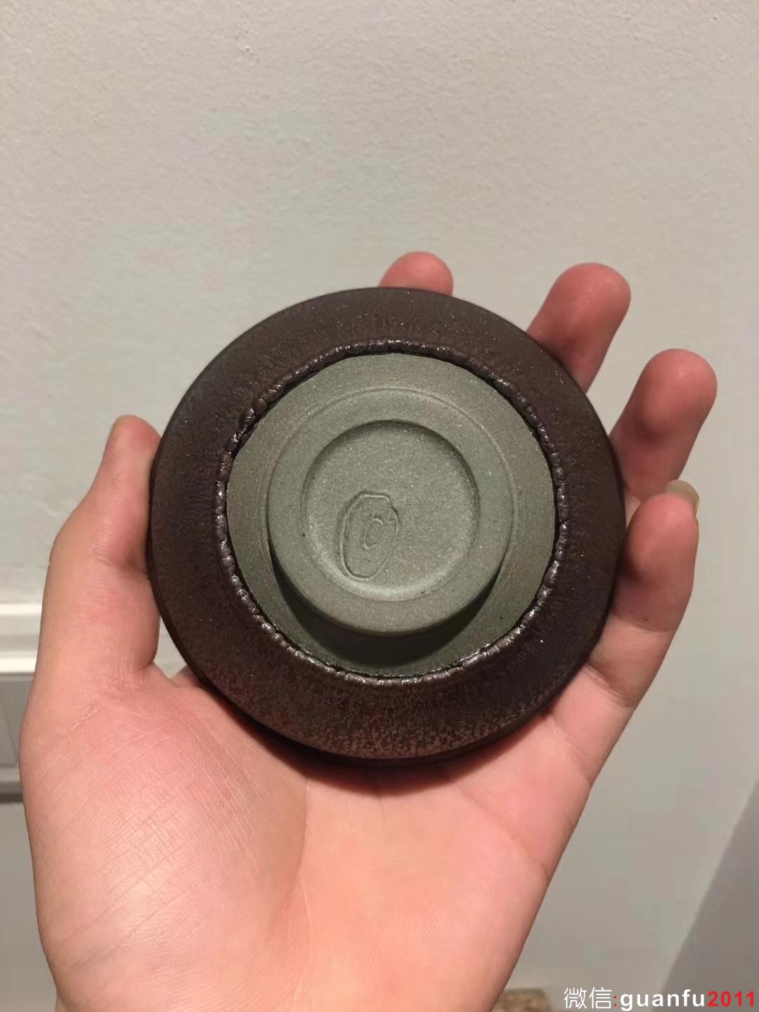 作者：江有庭老師  作品：金花銀蓮天目盞 口徑：9.7 cm*5.3 cm