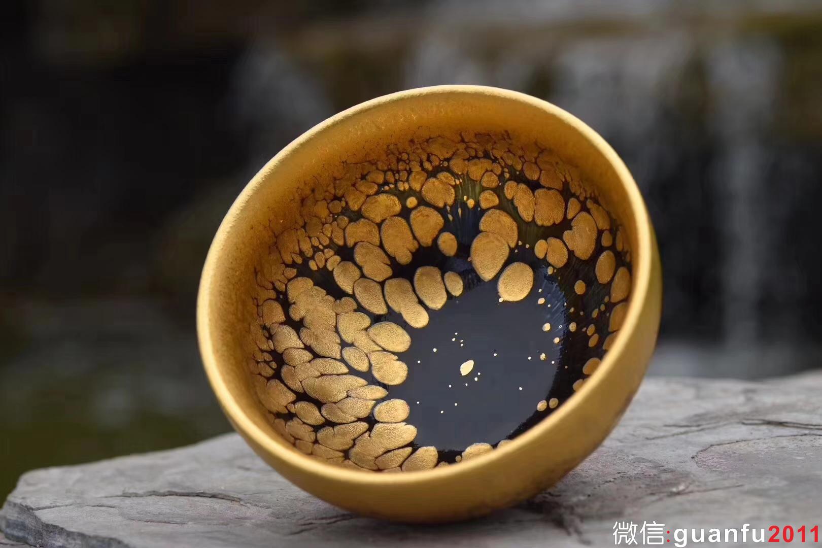 范澤鋒老師作品 ——新出爐【金油滴】 斂口 禪定 （柿圓） 口徑：8.8高5公分