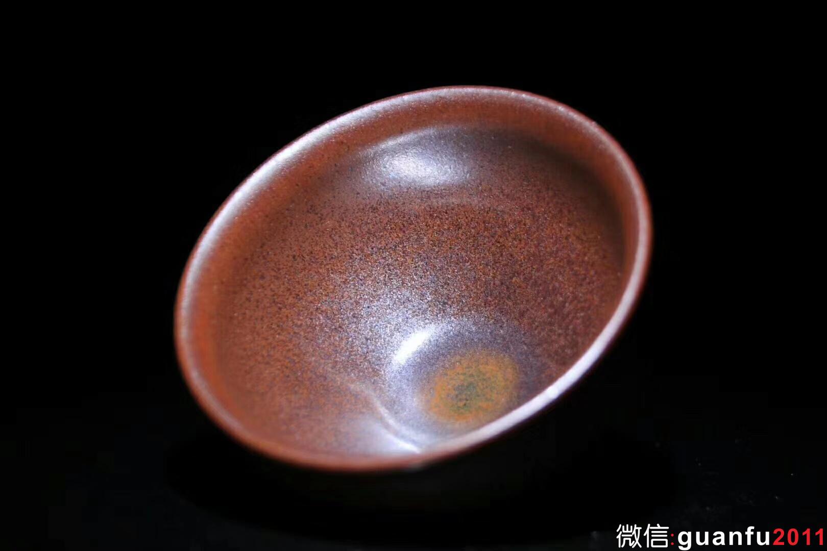 【作者】李遠(yuǎn)興老師 作品 【品名】柴燒柿子紅 【規(guī)格】9.3 x 5.5 cm