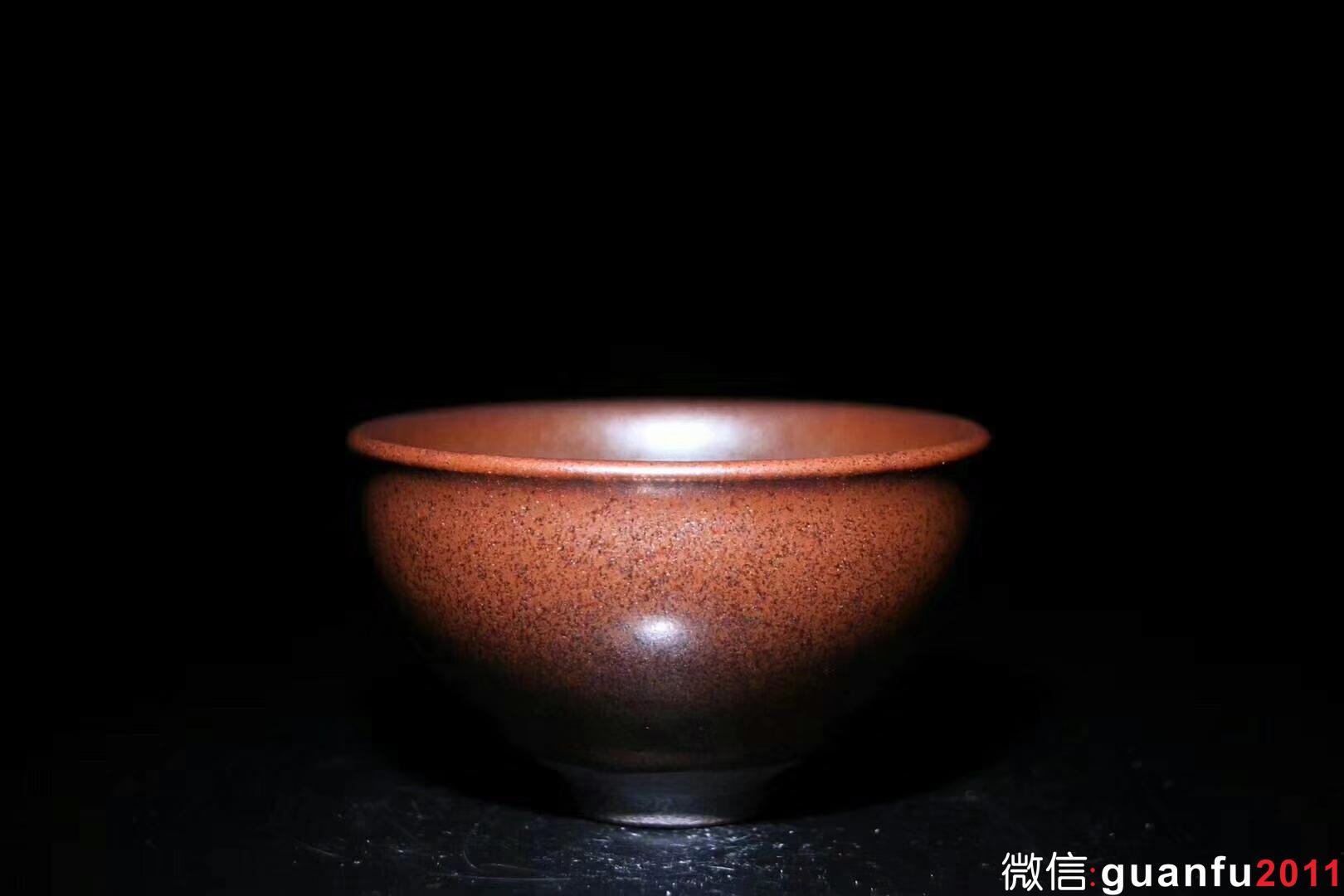 【作者】李遠(yuǎn)興老師 作品 【品名】柴燒柿子紅 【規(guī)格】9.3 x 5.5 cm