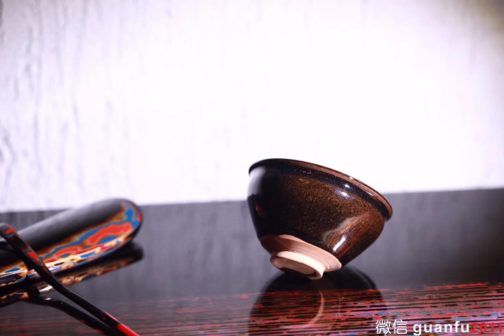 孫建興  茶末回藍(lán)釉9.1口徑