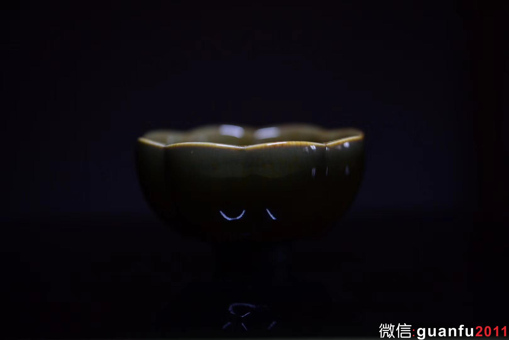 【盈珠】手捧如花 器型與斑紋的完美演繹 口徑：8.6*4.7公分 范澤鋒老師制