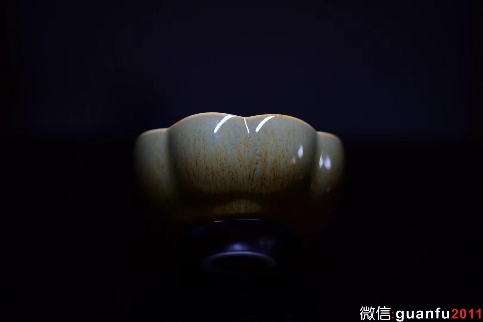 【盈珠】手捧如花 器型與斑紋的完美演繹 口徑：8.6*4.7公分 范澤鋒老師制