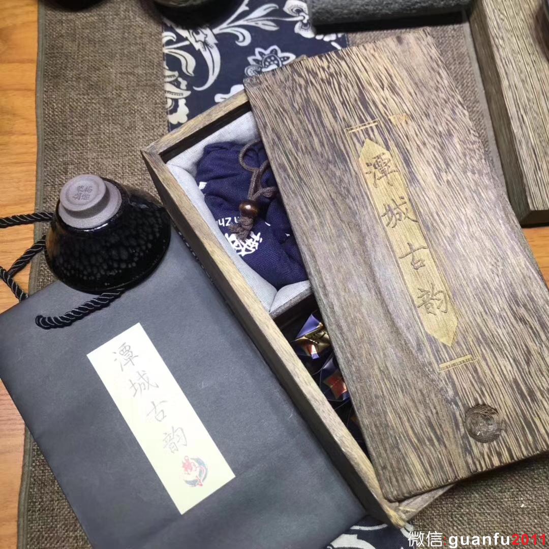 荷塘月色  斗笠 揭繼榮師傅作品 口徑約9.0厘米 高5.0厘米