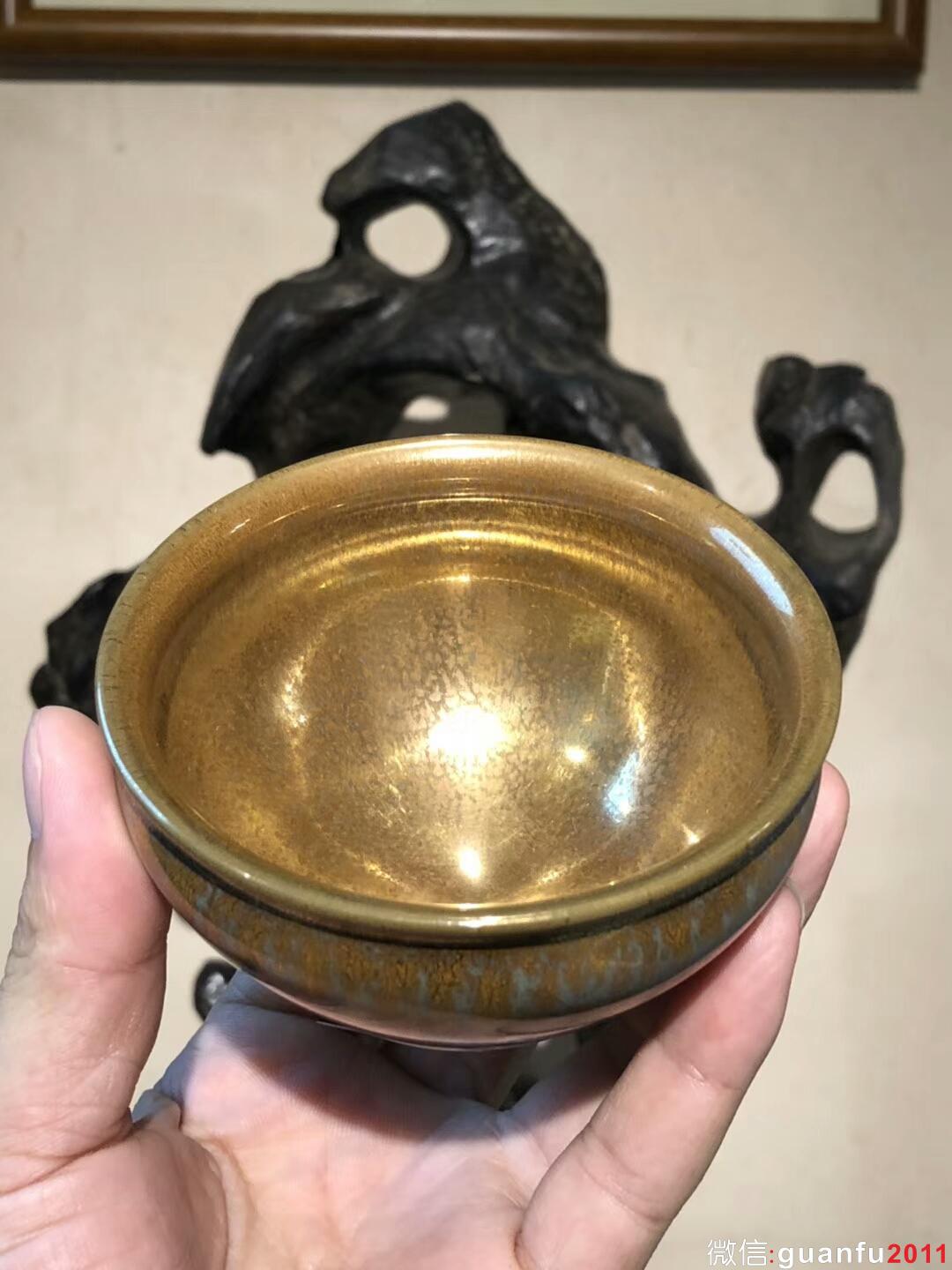 （金絲玉毫）范澤鋒老師 高級(jí)工藝美術(shù)師 金絲玉毫 瓷胎 口徑：9高：6 收藏級(jí) 天然胎土和釉礦石的完美結(jié)合