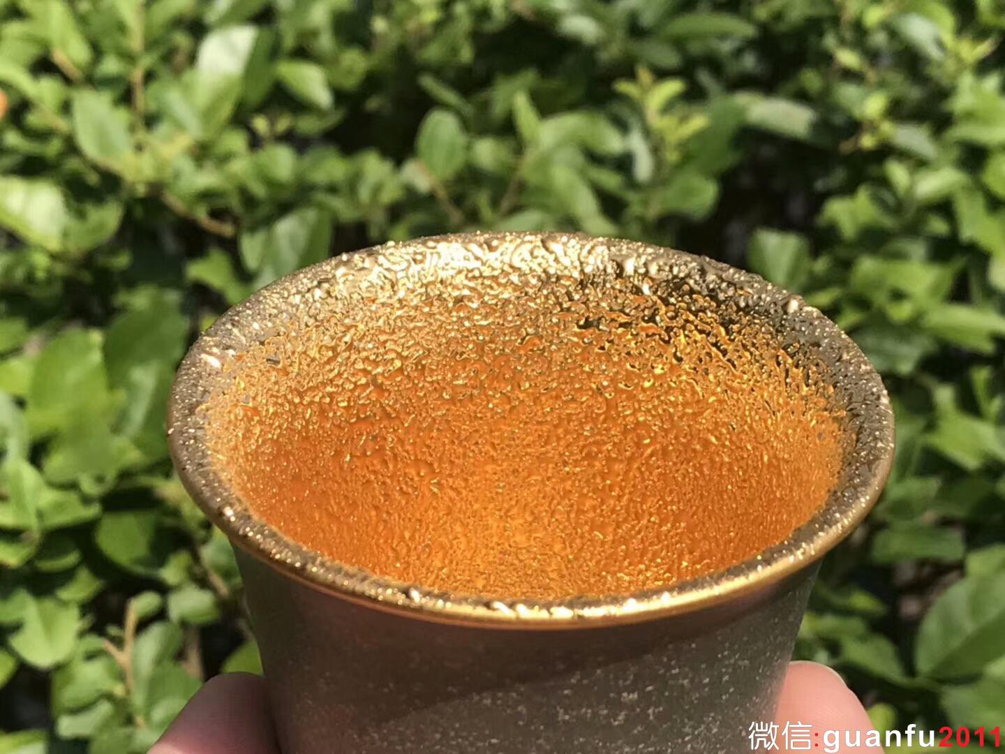 “喜上眉梢” 作者：高邵雄老師 作品：泥繪金杯  新品 口徑:   7cm *7.2cm