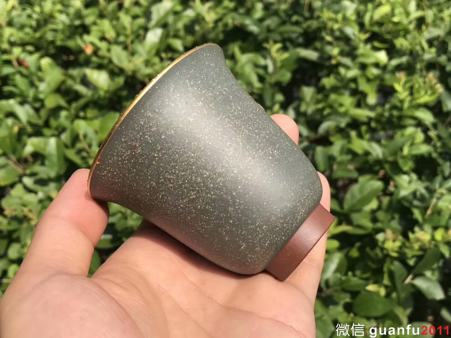 “喜上眉梢” 作者：高邵雄老師 作品：泥繪金杯  新品 口徑:   7cm *7.2cm