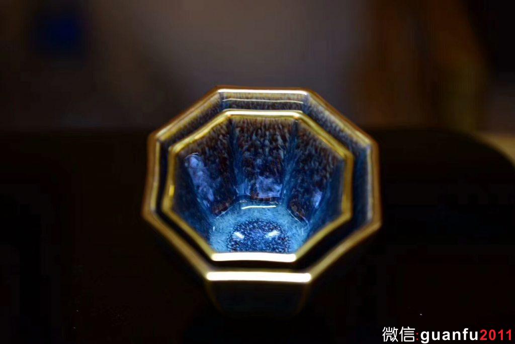 八面玲瓏(描金口) 規(guī)格尺寸:10.5公分高6公分  漢風(fēng)八韻(描金口) 規(guī)格尺寸:8.5公分高5公分  范澤鋒作品收藏級