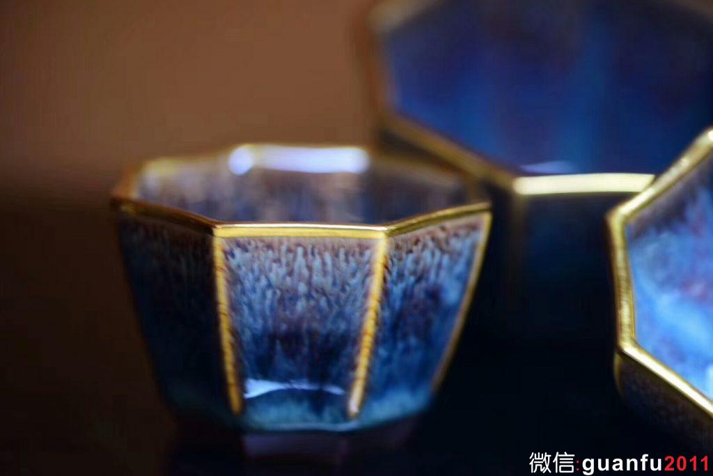 八面玲瓏(描金口) 規(guī)格尺寸:10.5公分高6公分  漢風(fēng)八韻(描金口) 規(guī)格尺寸:8.5公分高5公分  范澤鋒作品收藏級