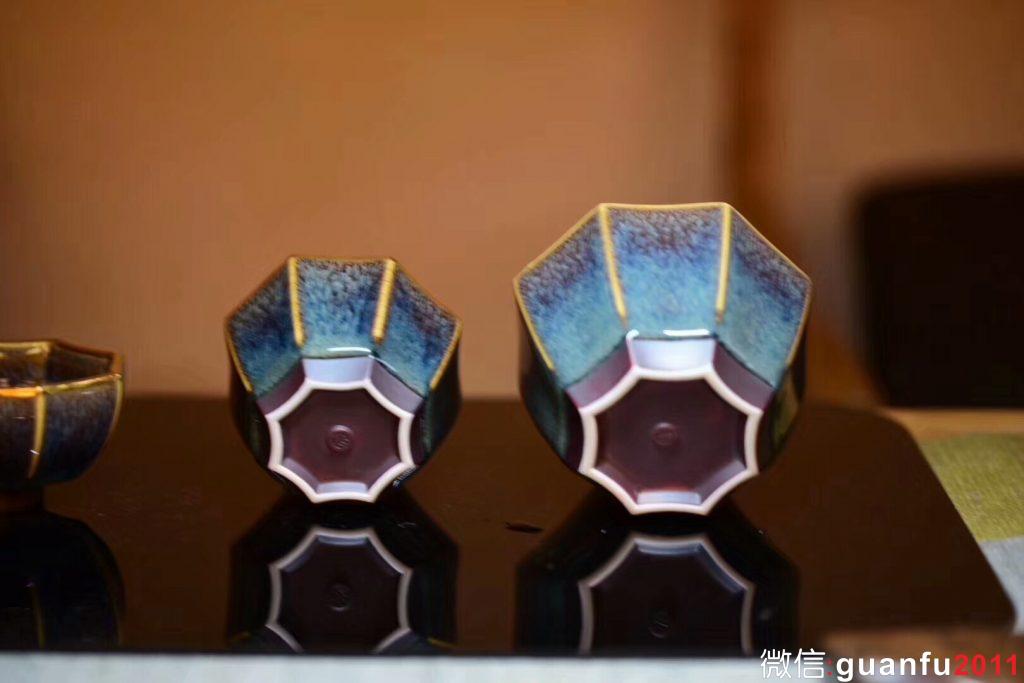 八面玲瓏(描金口) 規(guī)格尺寸:10.5公分高6公分  漢風(fēng)八韻(描金口) 規(guī)格尺寸:8.5公分高5公分  范澤鋒作品收藏級