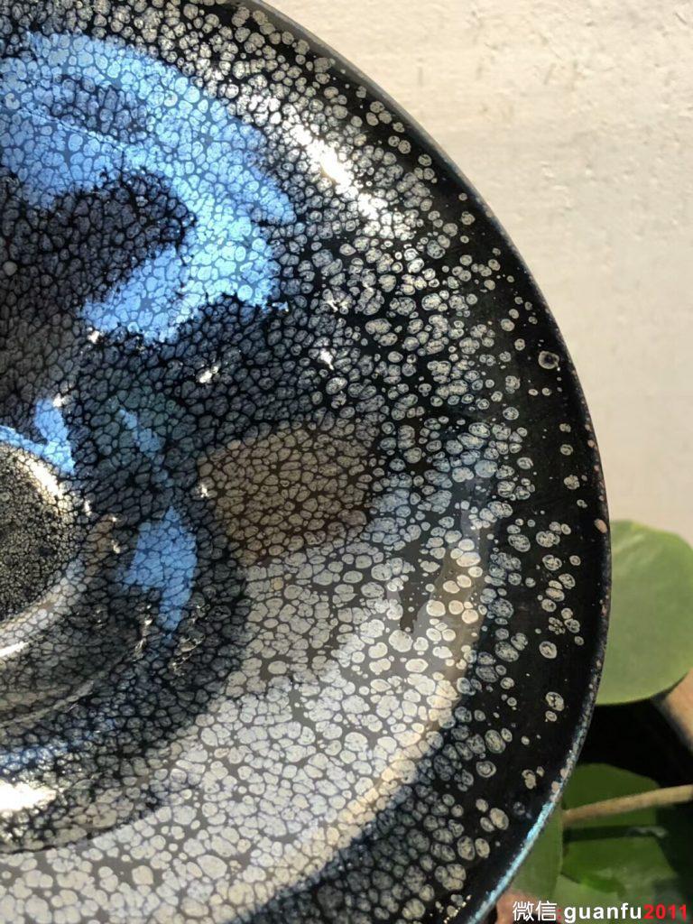 付出才有收獲．一直堅(jiān)持傳統(tǒng)． （華御）傳承人：陳春華老師 （黑釉油滴）建盞 大盞 19口 斗笠