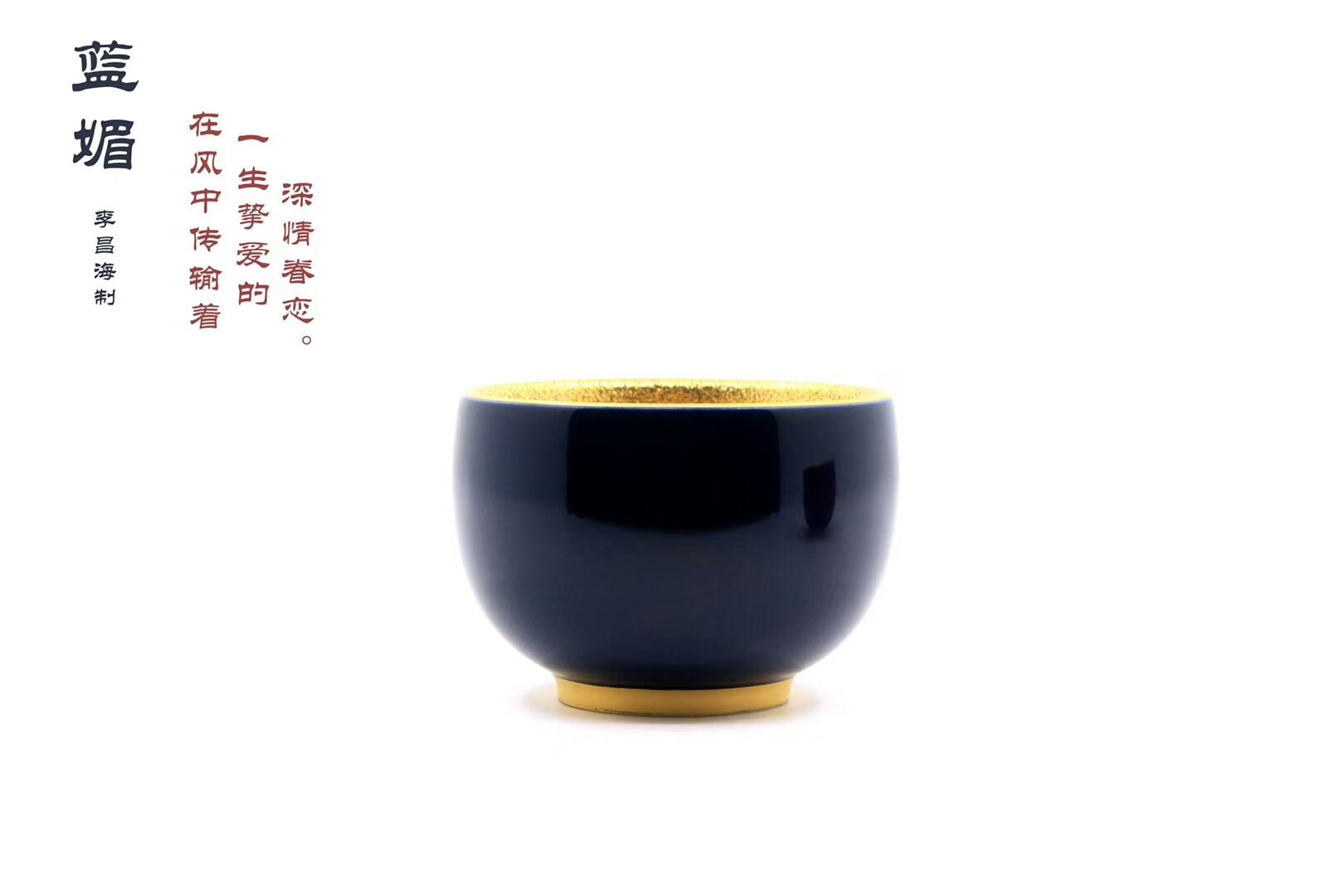 藍媚：8cm*6cm朝虹：6.2cm*5.5cm