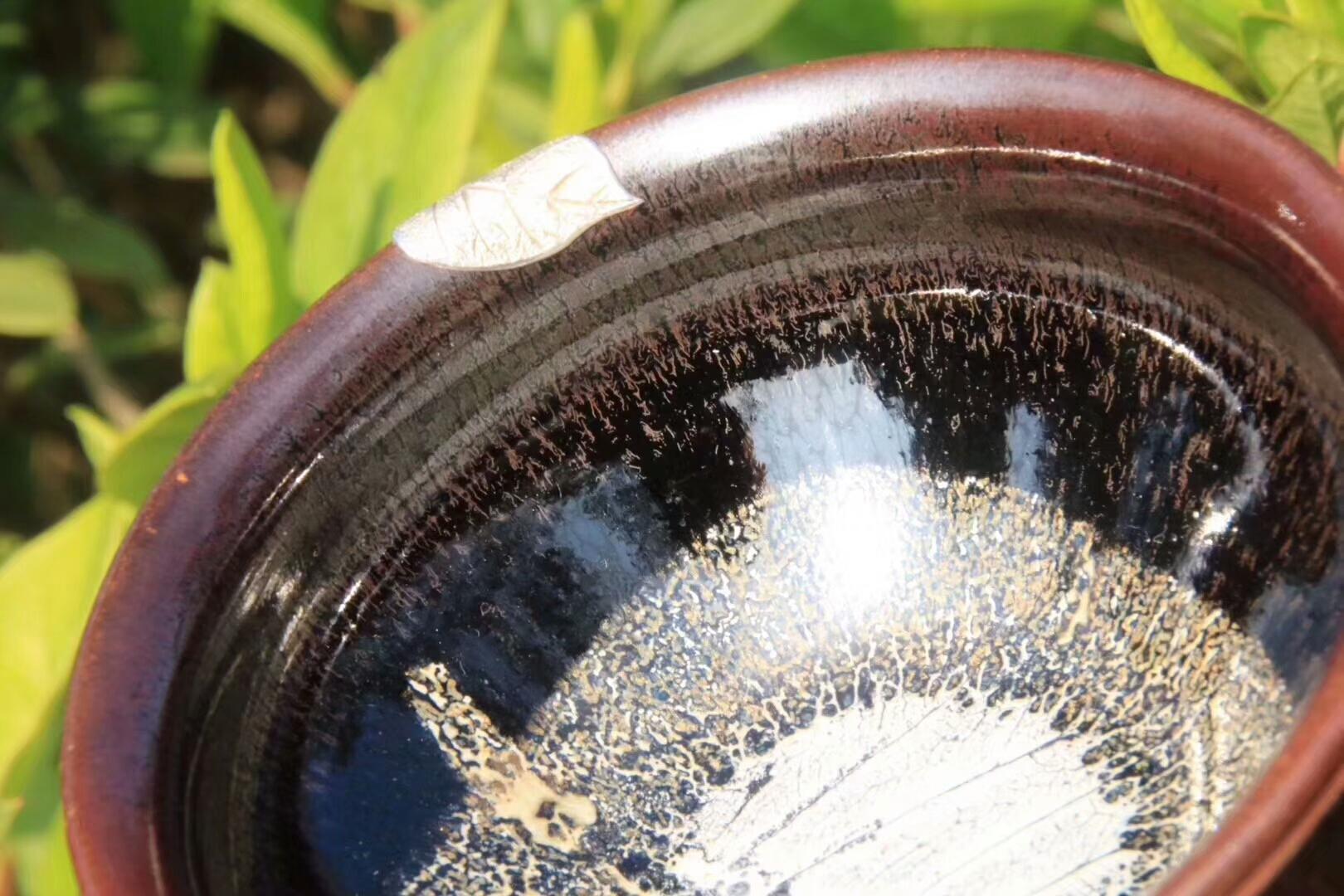 稀有之物 國家級(jí)非遺傳承人  孫建興老師早期作品  紅兔毫木葉盞  （特別注明出處 囗有包了一小塊銀葉子）優(yōu)惠走一個(gè)[玫瑰][玫瑰][玫瑰]