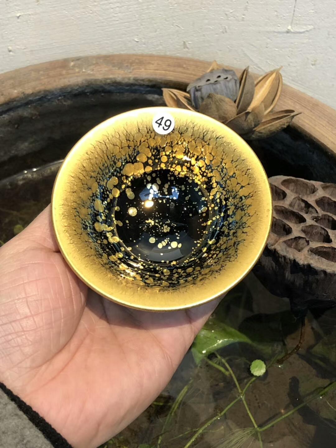 范澤鋒研究員級(jí)高級(jí)工藝美術(shù)大師  極品金油滴/鐵胎 撇口 口徑:9.5公分高5公分 收藏重器