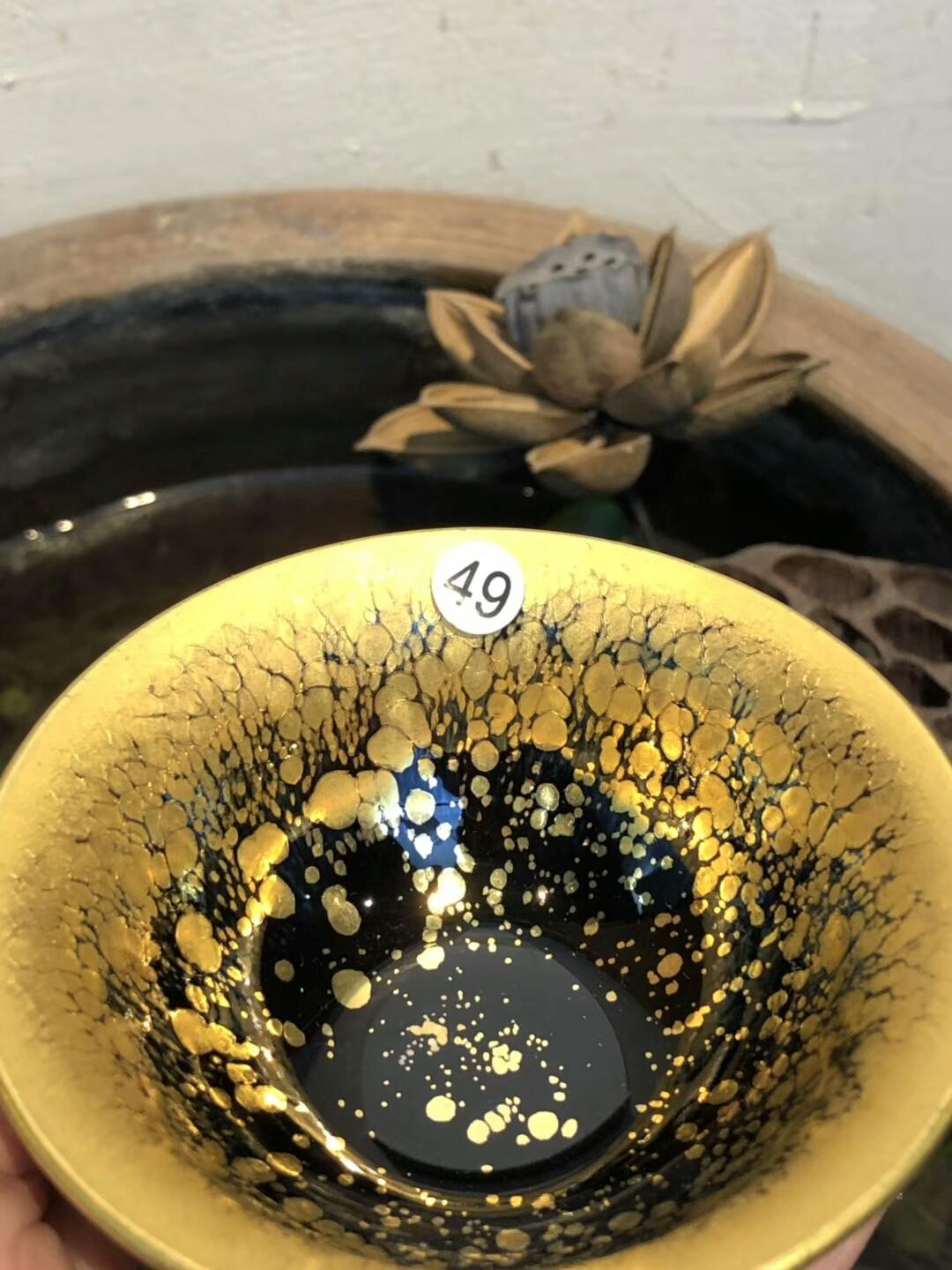 范澤鋒研究員級(jí)高級(jí)工藝美術(shù)大師  極品金油滴/鐵胎 撇口 口徑:9.5公分高5公分 收藏重器