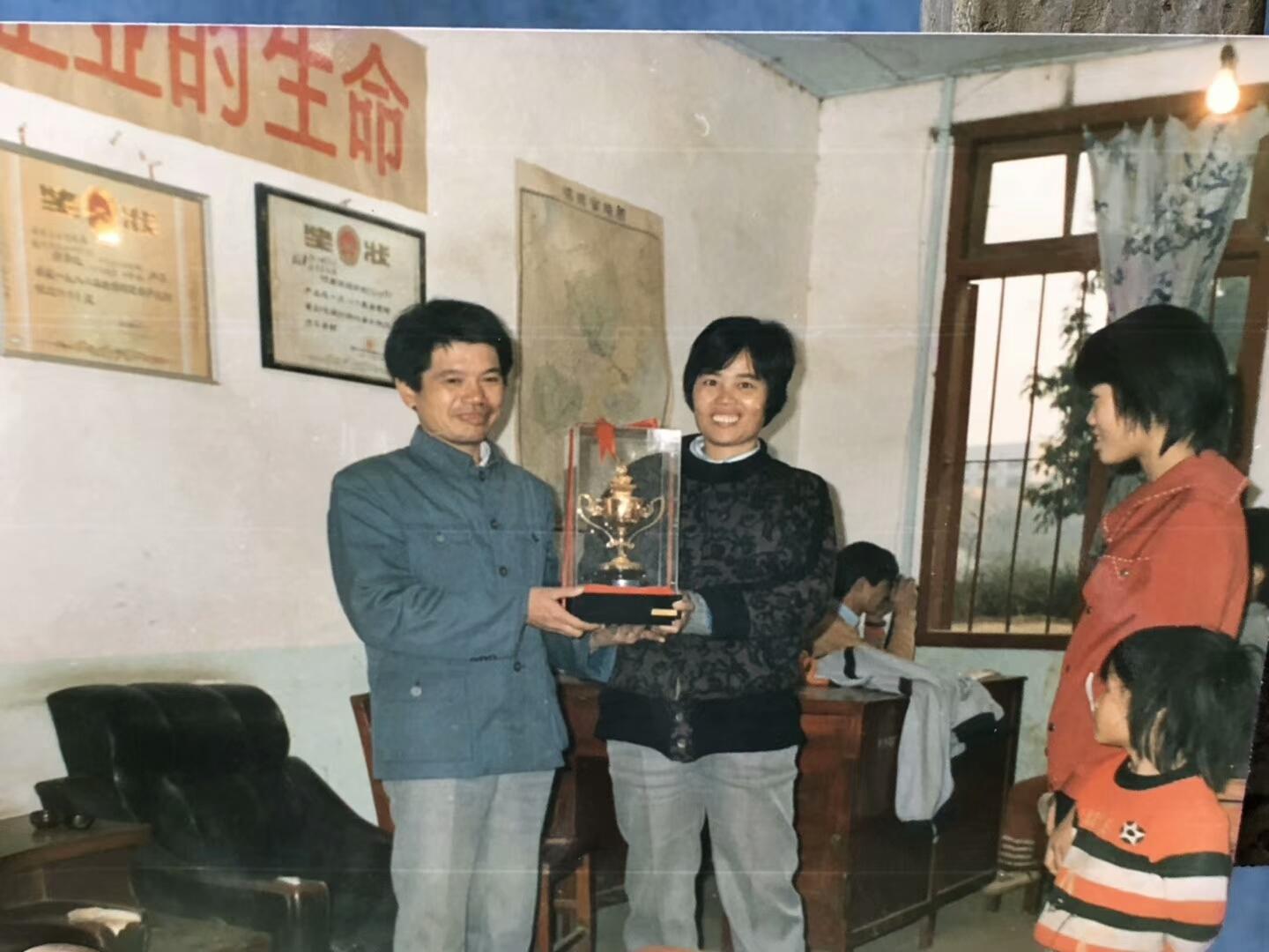 絕版  4色杯 陳大鵬老師作品