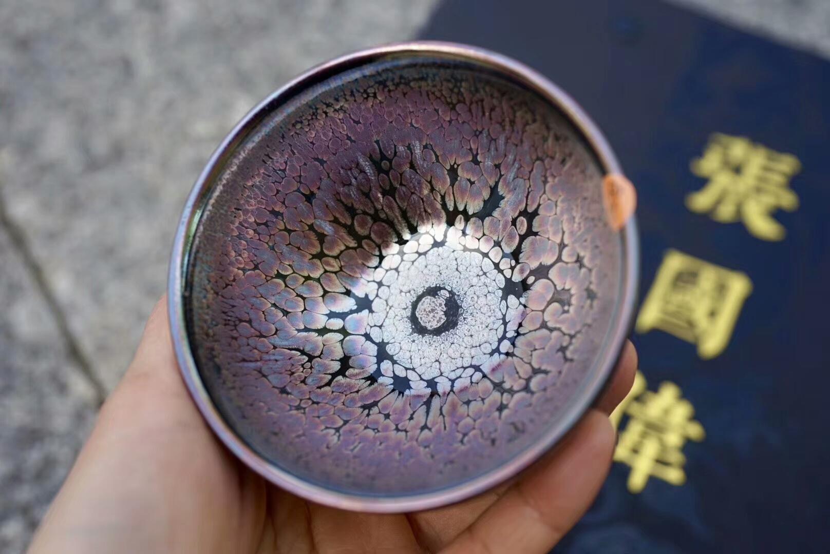 【惜蕊.張國偉作品】張國偉  束口器型，口徑9.0厘米，高6.0厘米。