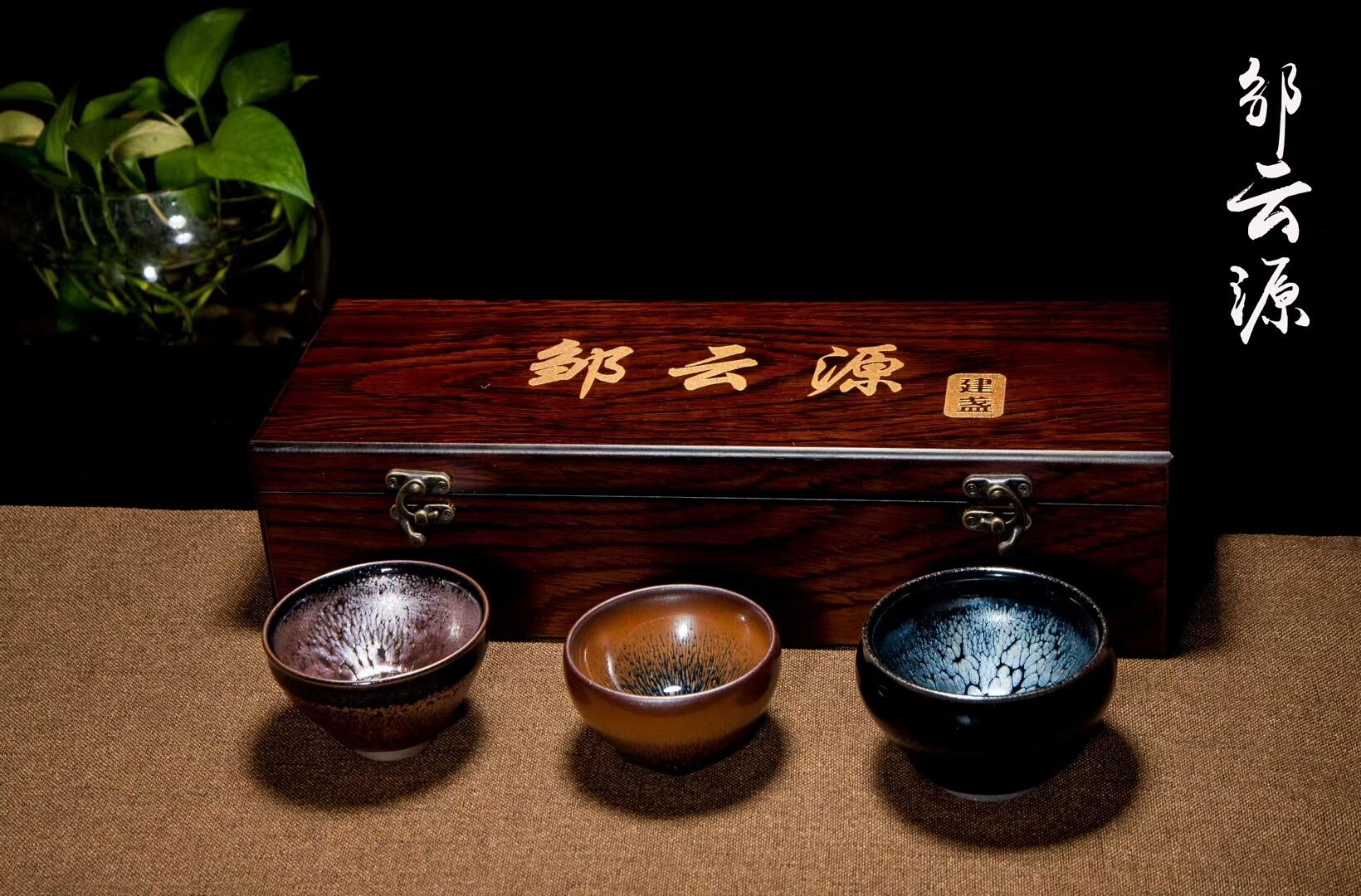 昨天  今天  明天        ——鄒云源師傅手作