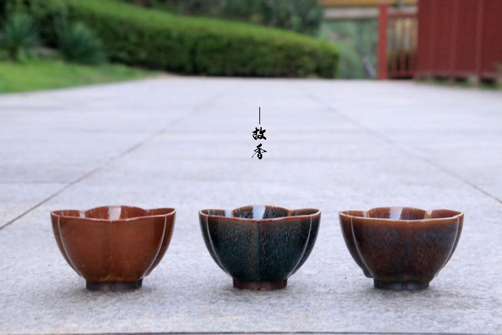 國家級研究員   正高級工藝美術(shù)師 作者：范澤鋒 作品 ：【十二金釵 】系列