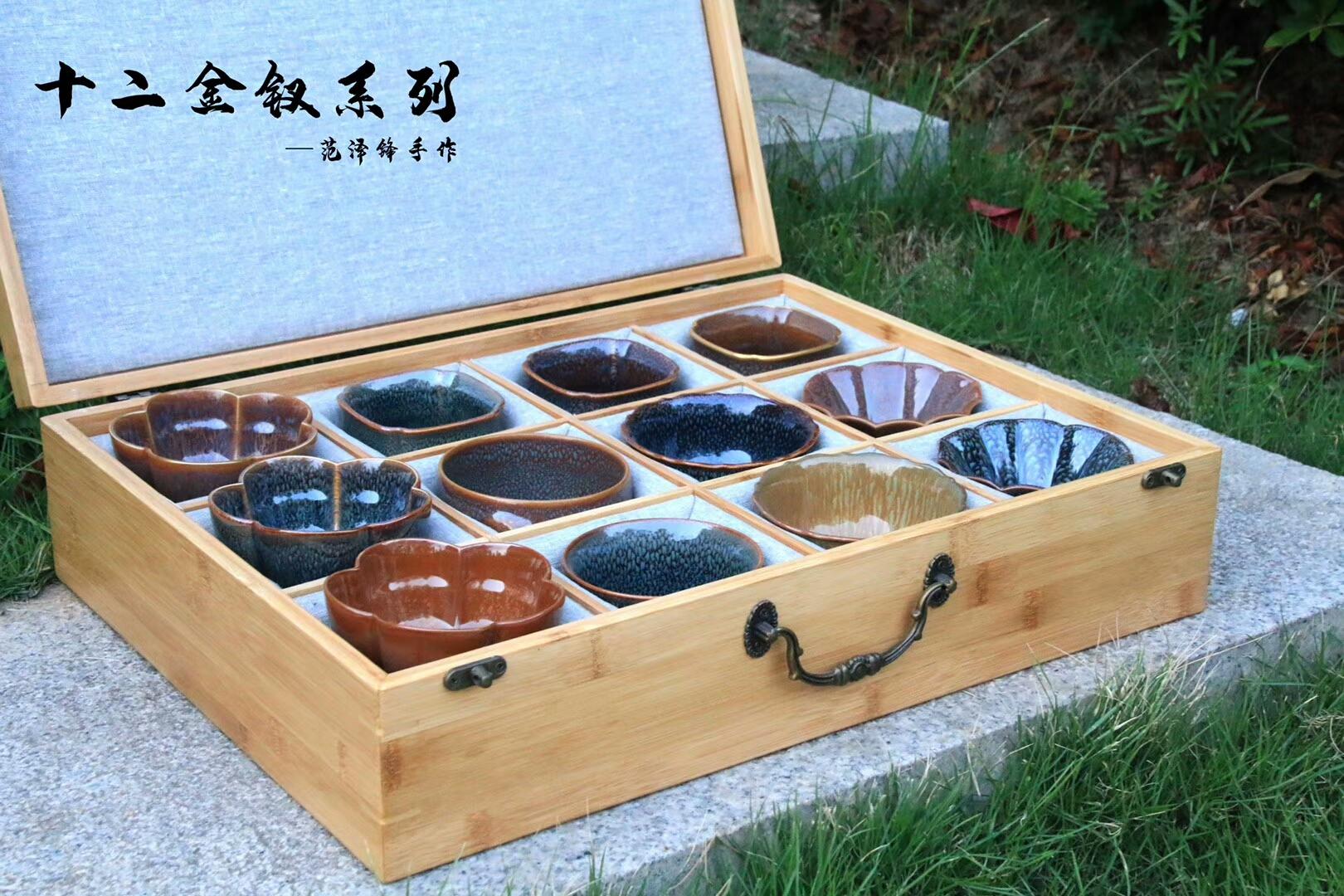 國家級研究員   正高級工藝美術(shù)師 作者：范澤鋒 作品 ：【十二金釵 】系列