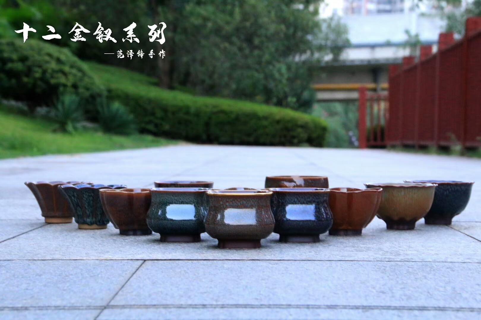 國家級研究員   正高級工藝美術(shù)師 作者：范澤鋒 作品 ：【十二金釵 】系列