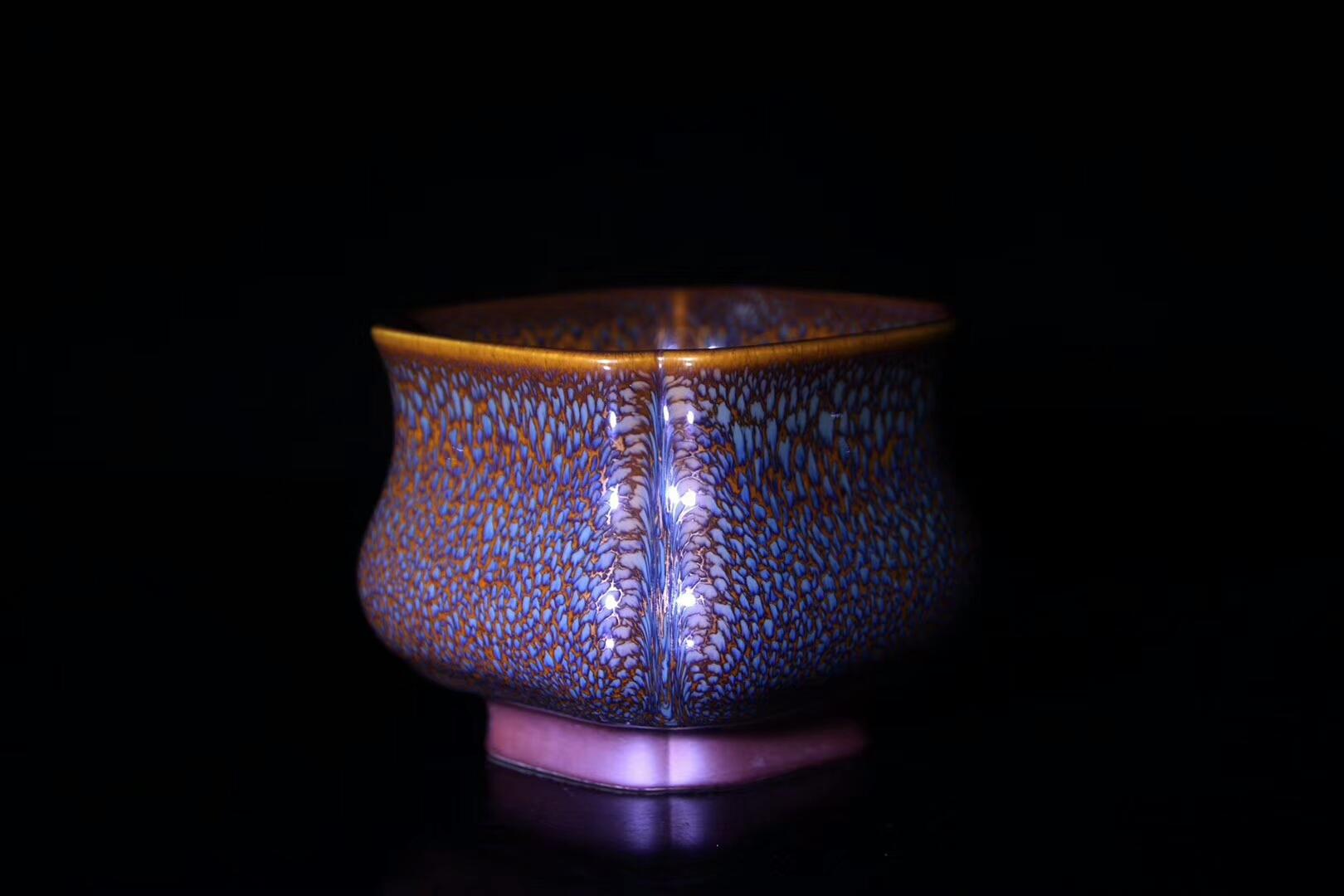 范澤鋒老師  作品：【四方樽】口徑：8.1cm*6.7cm