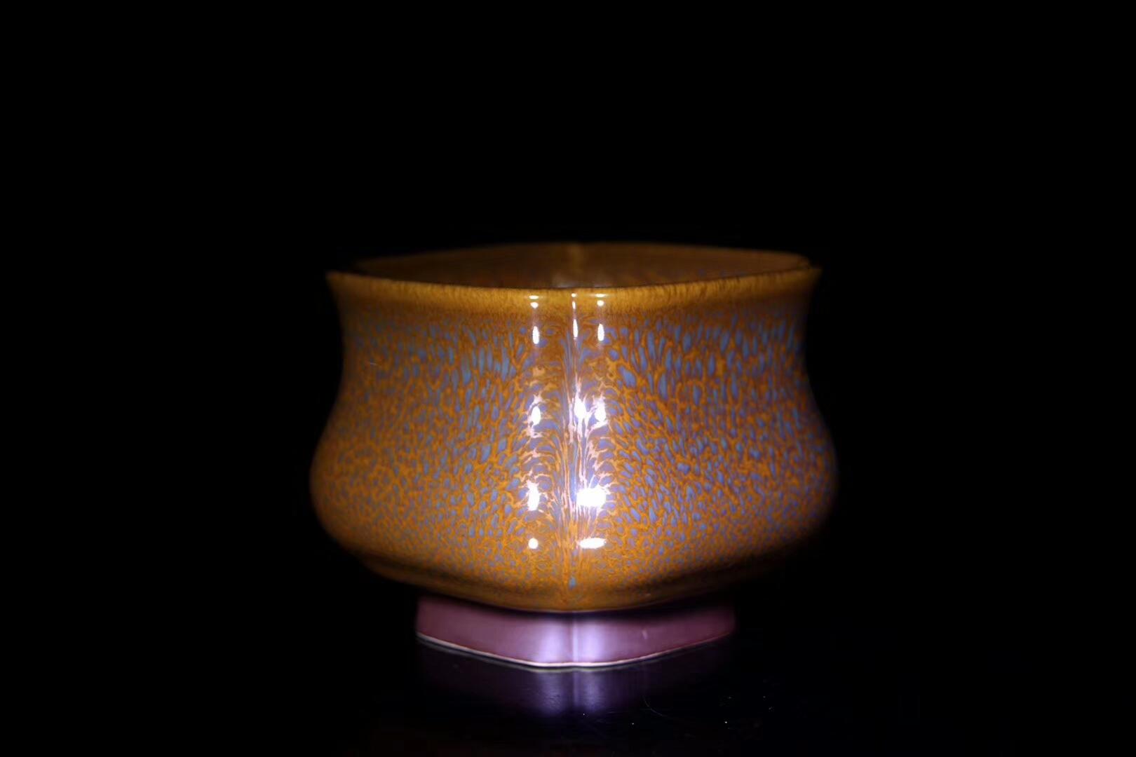 范澤鋒老師  作品：【四方樽】口徑：8.1cm*6.7cm