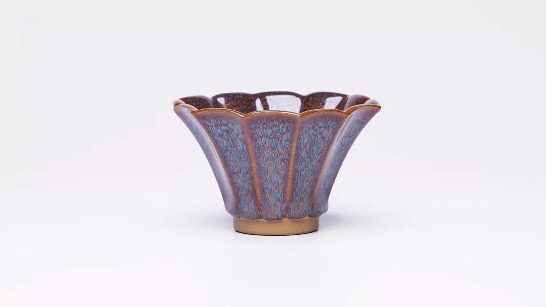 國(guó)家級(jí)研究員高級(jí)工藝美術(shù)師作者：范澤鋒老師  作品：【十二文殊】紫砂胎口徑：10cm*6.3cm